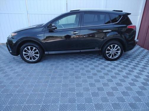 2016 Toyota RAV4 Hybrid SE