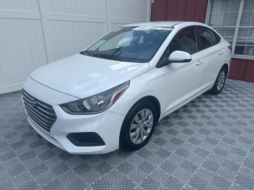 2019 Hyundai Accent SE