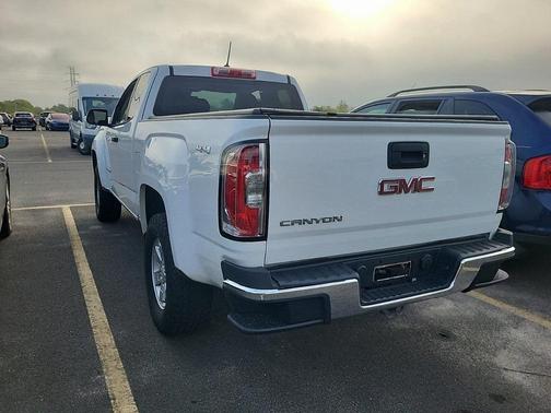 2018 GMC Canyon Base