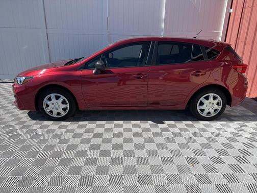 2019 Subaru Impreza 2.0i