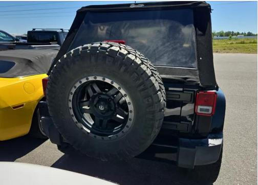 Black Clearcoat 2017 Jeep Wrangler Unlimited Sahara