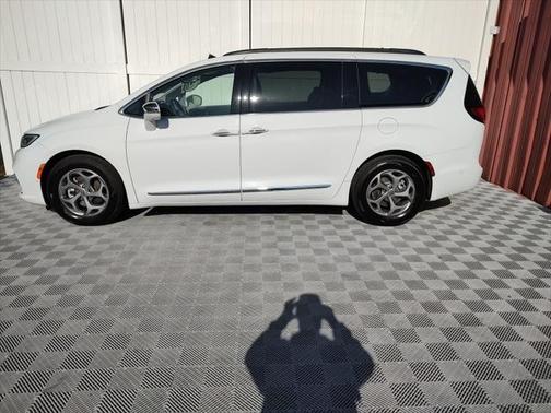2022 Chrysler Pacifica Limited