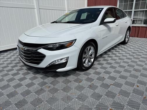 2022 Chevrolet Malibu FWD LT
