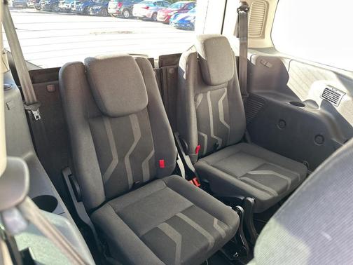 2016 Ford Transit Connect XLT w/Rear Liftgate