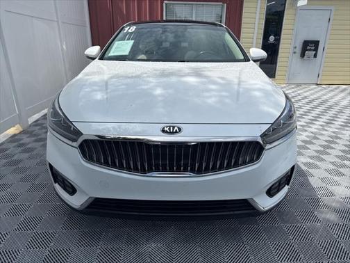 2018 Kia Cadenza Technology