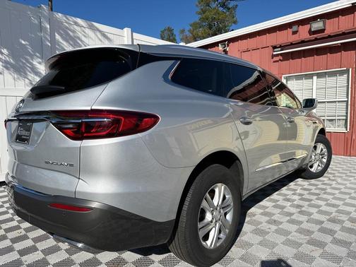 2018 Buick Enclave Essence