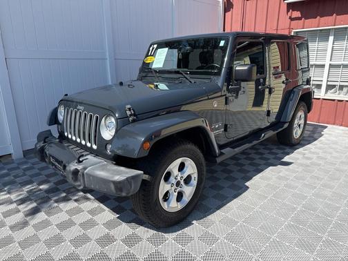 2017 Jeep Wrangler Unlimited Sahara