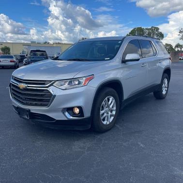 2021 Chevrolet Traverse LT Cloth