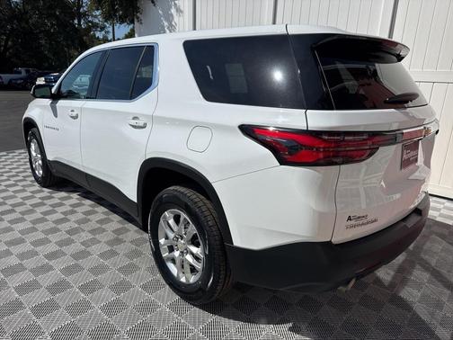 2022 Chevrolet Traverse LS