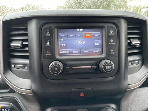 2019 RAM 2500 Tradesman Crew Cab 4x4 6'4' Box