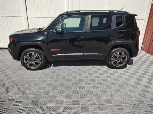 2016 Jeep Renegade Trailhawk