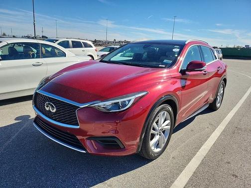 2019 INFINITI QX30 LUXE