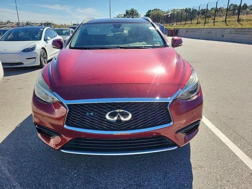 2019 INFINITI QX30 LUXE
