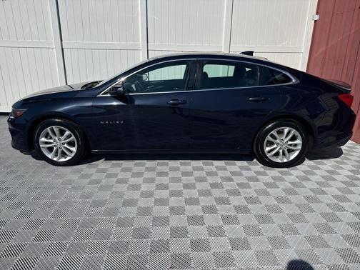 2017 Chevrolet Malibu 1LT