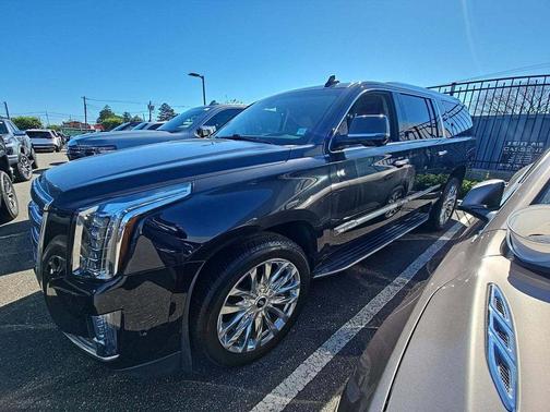 2019 Cadillac Escalade ESV Premium Luxury