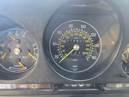 Black 1988 Mercedes-Benz S-Class 560 SL