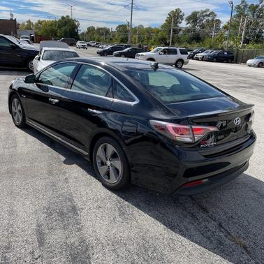 2017 Hyundai SONATA Hybrid Limited