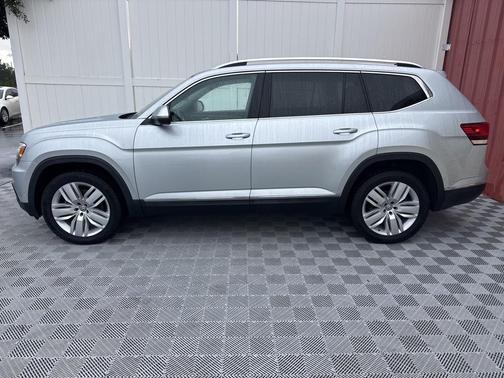 2019 Volkswagen Atlas 3.6L SEL Premium