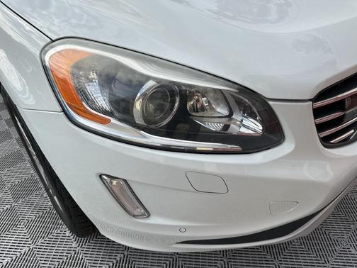 2016 Volvo XC60 T6 Platinum