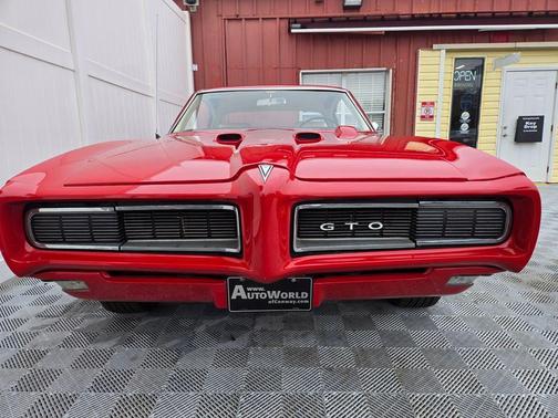 1968 Pontiac GTO 