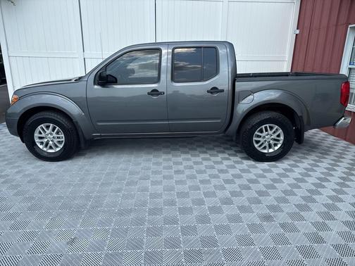 2021 Nissan Frontier SV
