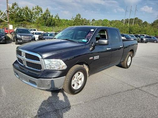 2017 RAM 1500 SLT
