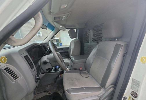 2014 Nissan NV Cargo NV3500 HD S V8