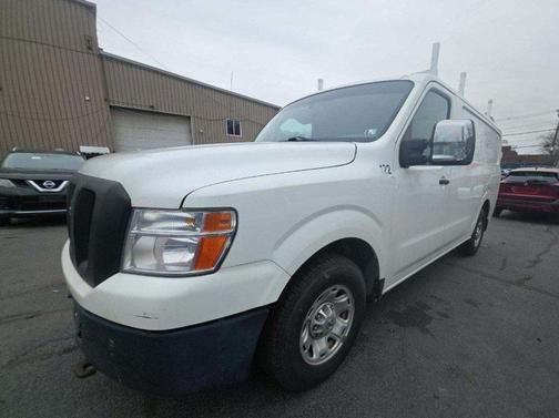 2014 Nissan NV Cargo NV3500 HD S V8