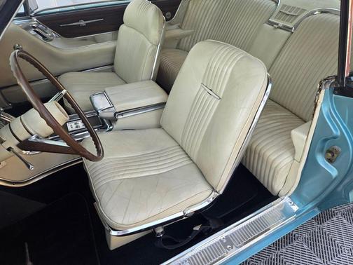 1964 Ford Thunderbird Base