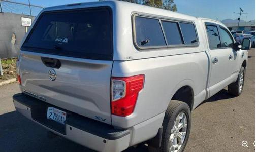 2017 Nissan Titan XD SV