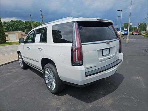 2017 Cadillac Escalade Platinum
