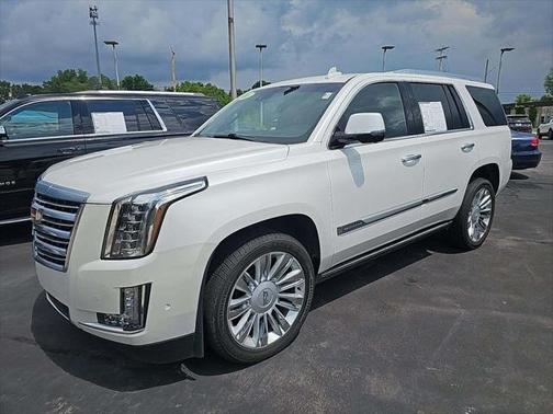 2017 Cadillac Escalade Platinum