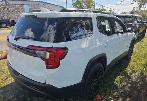 2023 GMC Acadia FWD SLT