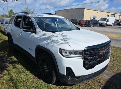 2023 GMC Acadia FWD SLT