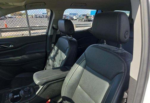 2023 GMC Acadia FWD SLT