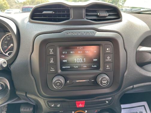 2017 Jeep Renegade Altitude