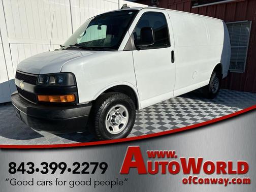 Summit White 2020 Chevrolet Express 2500 Work Van