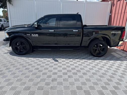 2018 RAM 1500 SLT