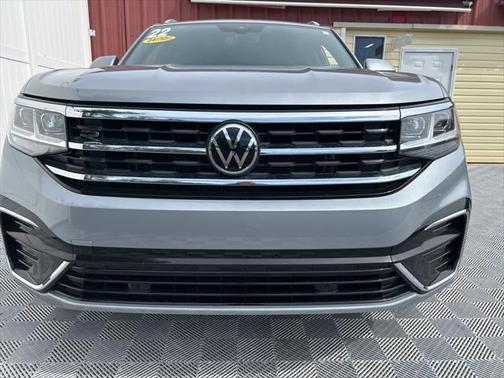 2022 Volkswagen Atlas Cross Sport 3.6L V6 SEL R-Line