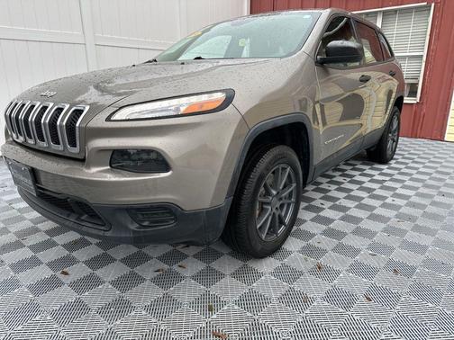 2017 Jeep Cherokee Sport
