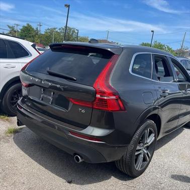 2018 Volvo XC60 T6 Momentum