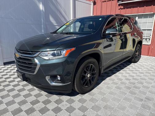 2020 Chevrolet Traverse LT Cloth