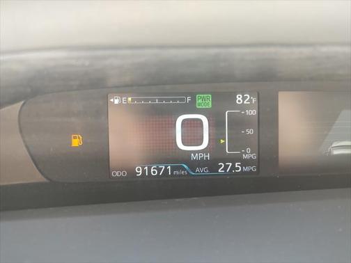 2019 Toyota Prius LE