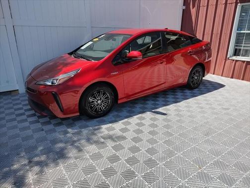 2019 Toyota Prius LE