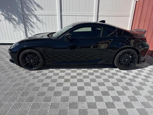 2024 Toyota GR86 Premium