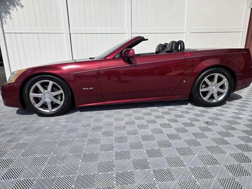 2006 Cadillac XLR Base