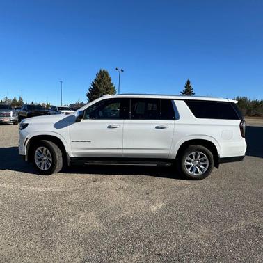 2025 Chevrolet Suburban Premier