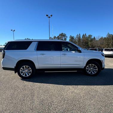 2025 Chevrolet Suburban Premier