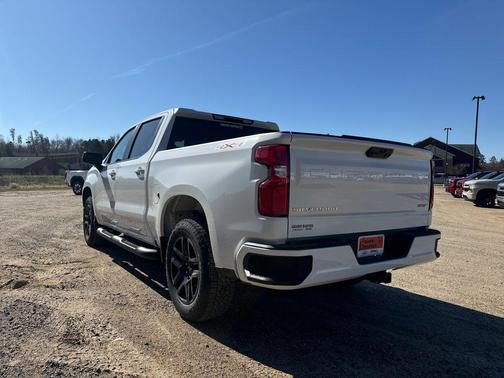 Summit White 2026 Chevrolet Silverado 1500 RST