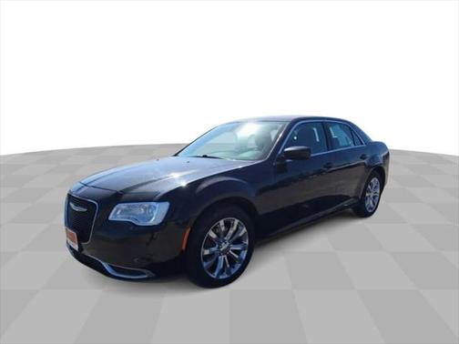 2017 Chrysler 300 Limited